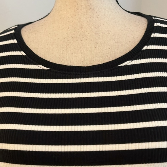 J. Crew Long Sleeve Ribbed T - Picture 2 of 8